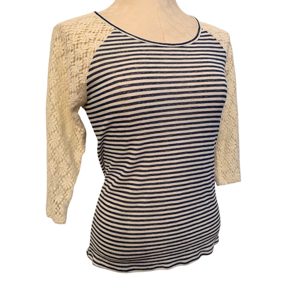 Medium Ya Los Angeles Lace Sleeve Blue and Cream Striped Womens Shirt